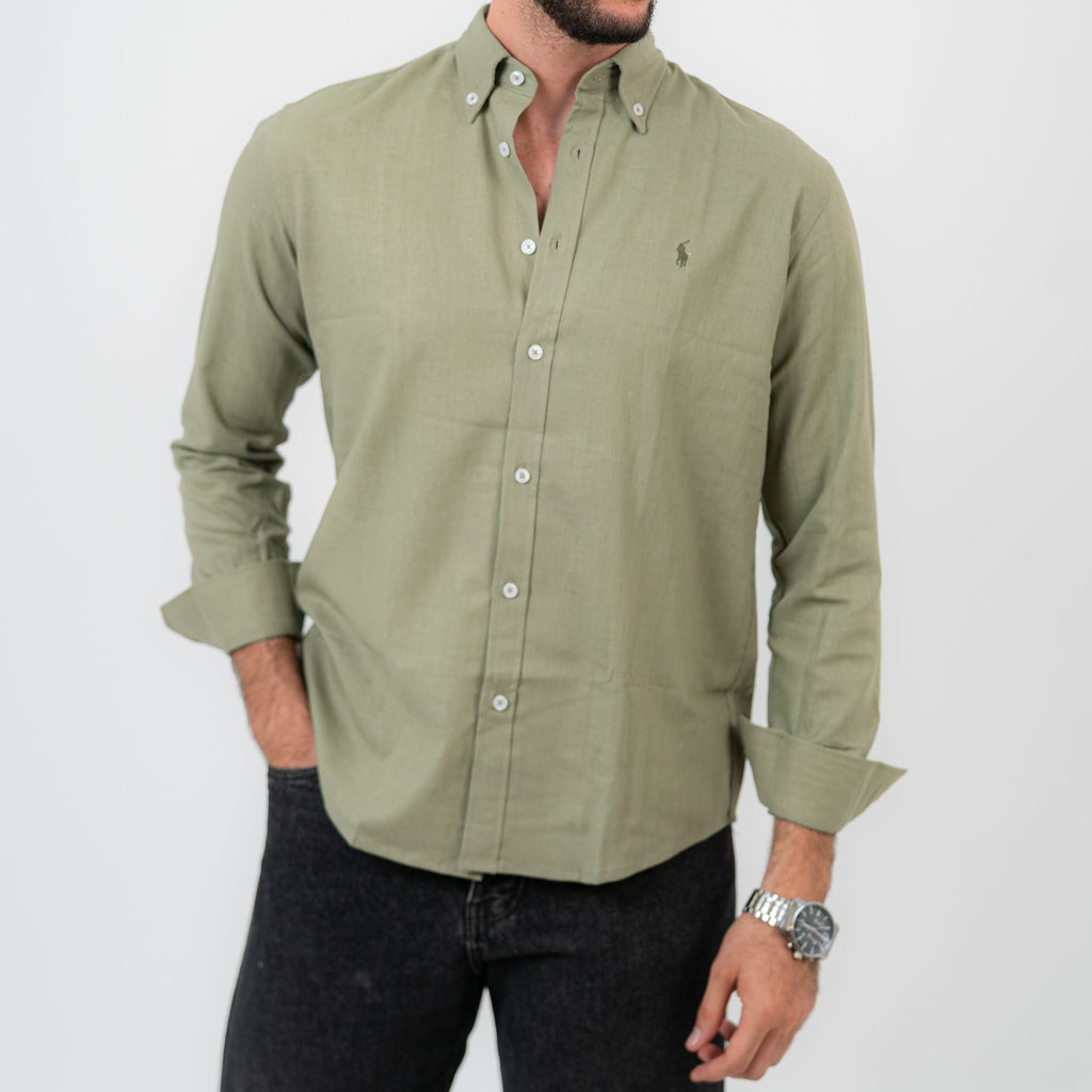 قميص بولو أمريكي بأكمام طويلة باللون الأخضر الزيتوني