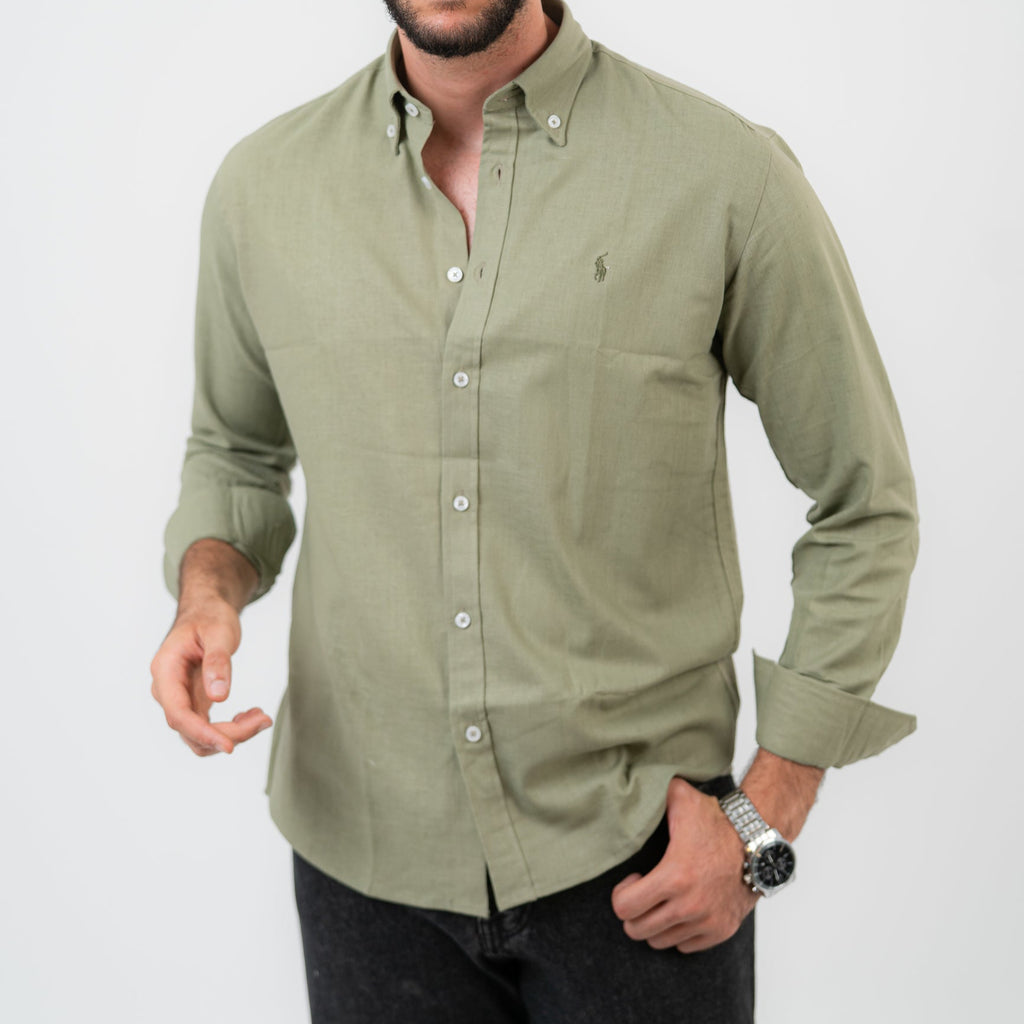قميص بولو أمريكي بأكمام طويلة باللون الأخضر الزيتوني